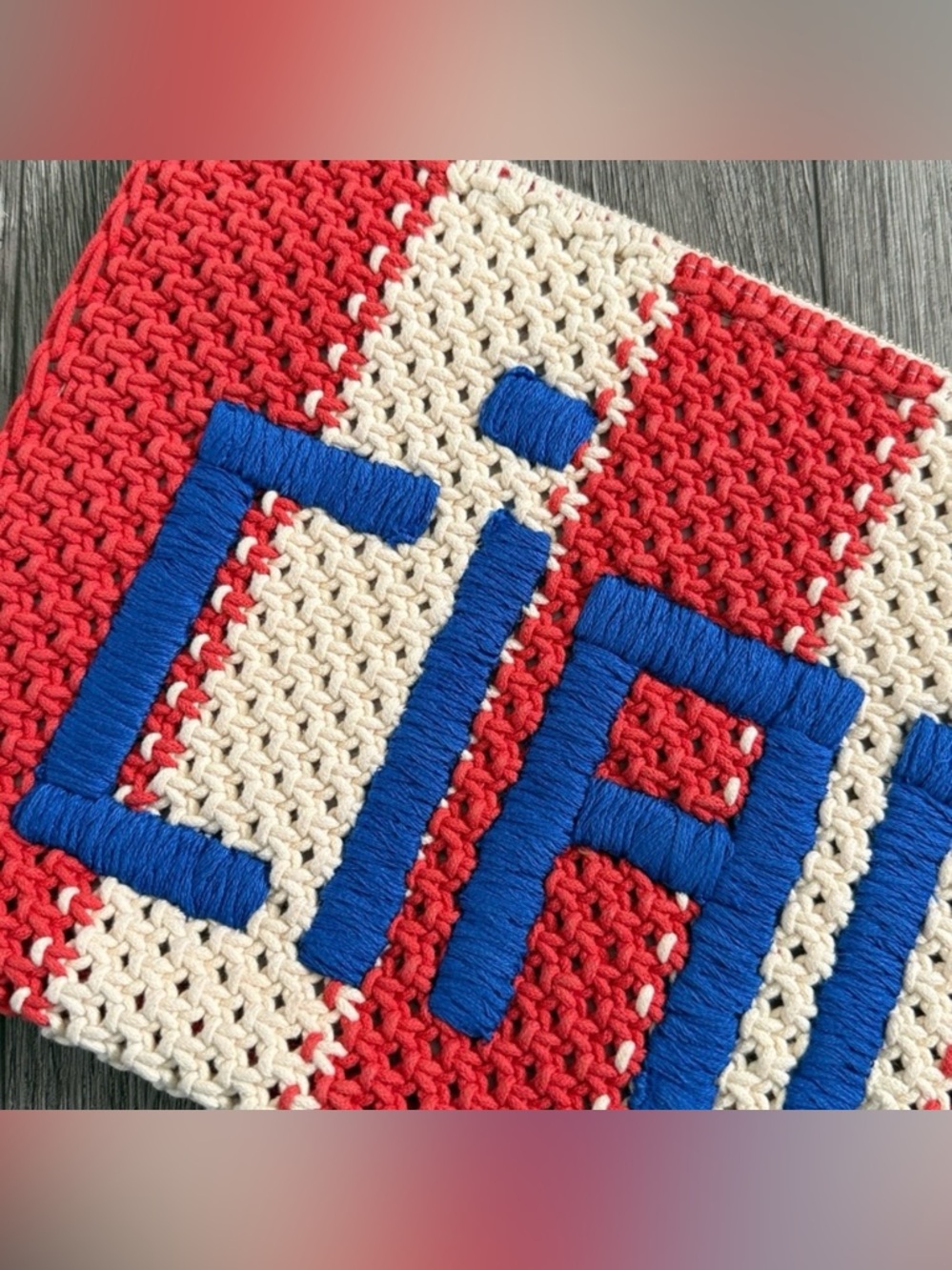 Clare V Ciao Crochet Clutch Cream Poppy Stripe NWT Sold Out - Picture 6 of 10